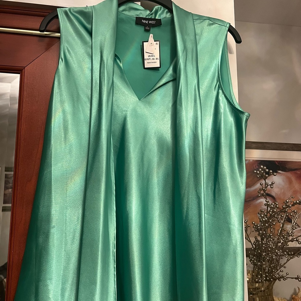 Nine West Satin Sleeveless Top